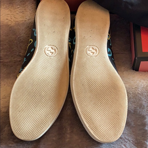 Gucci Ghost Sneakers - Picture 6 of 16